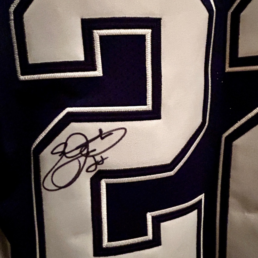 🏈Say What?! Who? 🫨Autographed Emmitt Smith Reebok NFL Jersey Number 22! - Picture 9 of 16